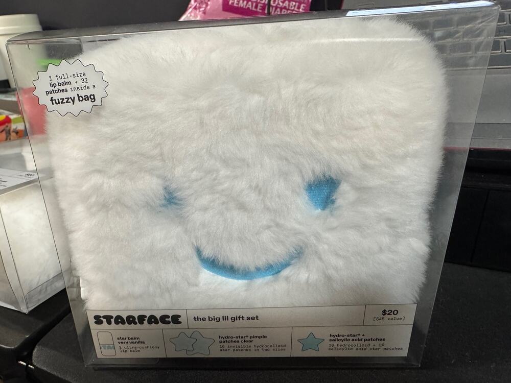 New Starface The Big Lil Gift Set with Lip Balm & 32 Patches